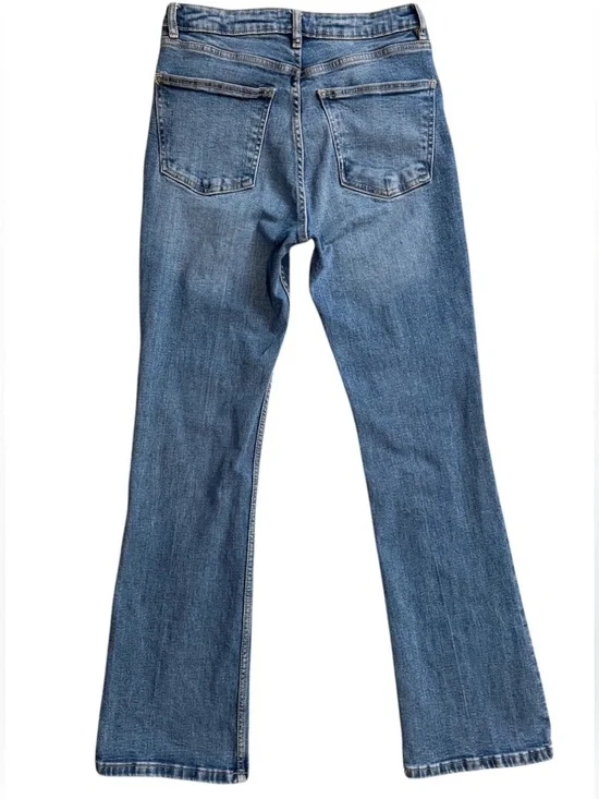 Zara Women’s mid-rise slim-fit bootcut jeans medium blue wash Size 6 - Picture 3 of 5